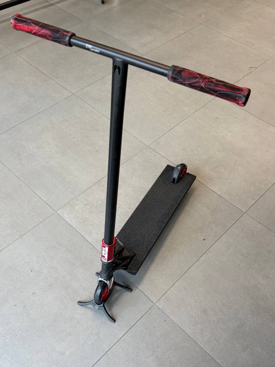 Трюковой самокат Hellride French cherry черный