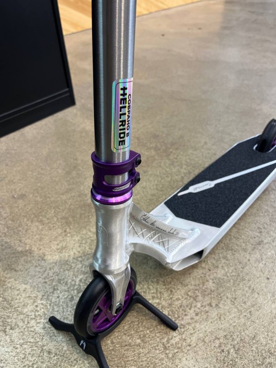 Трюковой самокат Hellride Kyusha серебристый