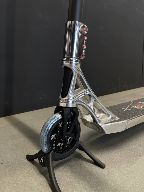 Трюковой самокат Hellride Shine v3 черный