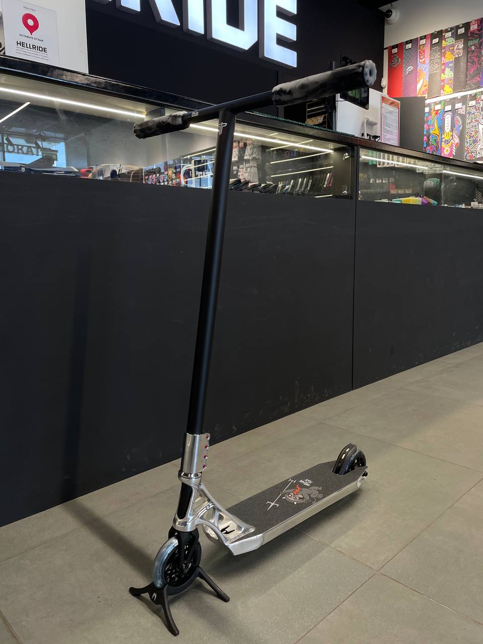 Трюковой самокат Hellride Shine v3 черный