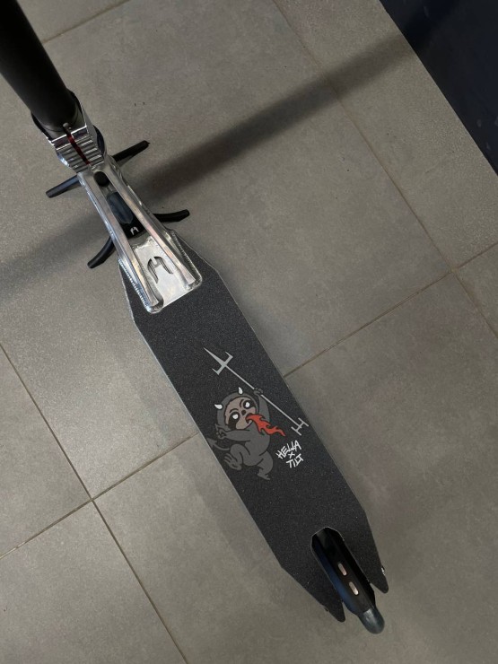 Трюковой самокат Hellride Shine v3 черный