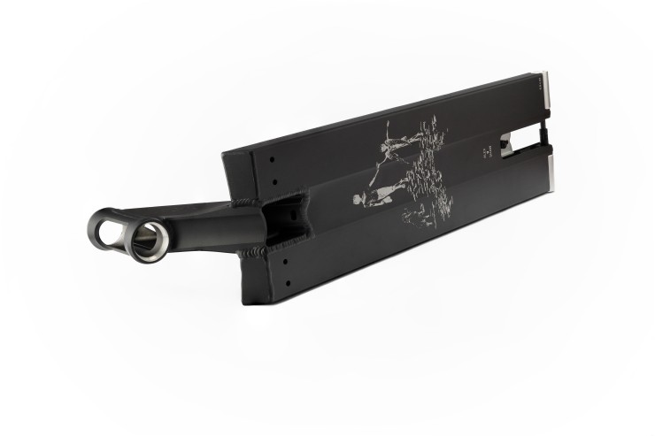 Дека Trust Alex Shaw 6.8x24 черный