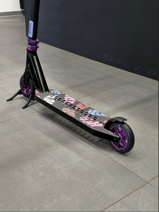 Трюковой самокат Hellride Lightning 3.0 черный / фиолетовый