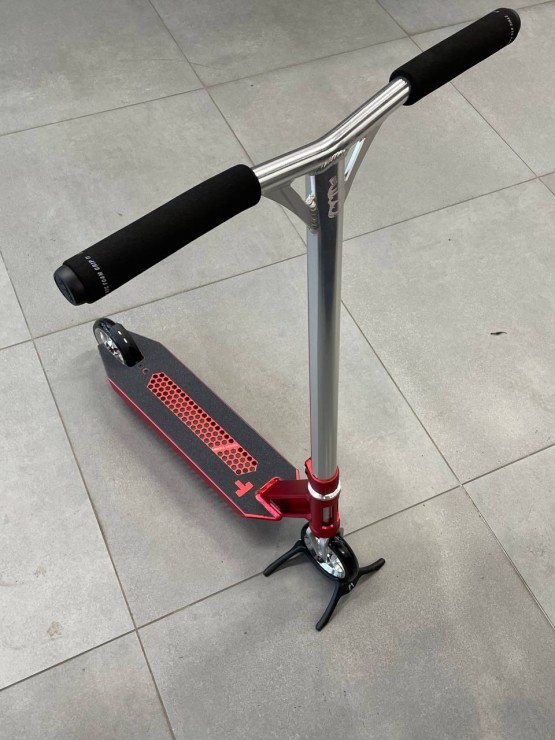 Трюковой самокат Hellride Portofinо rosso красный