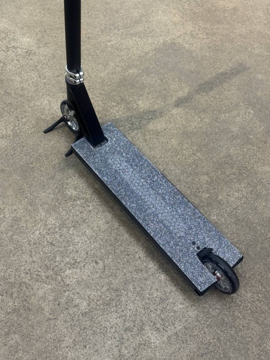 Трюковой самокат Hellride Glamur черный